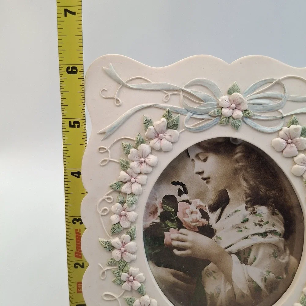 Vintage Style Resin Floral Picture Frame Madonna Child Relief Victorian Girl 5x7